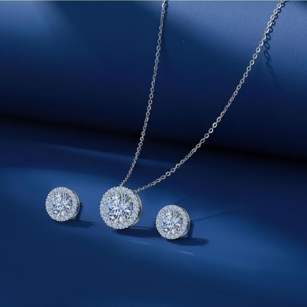 🔥⏭️NIB Cubic Zirconia Stud Earrings & Sterling Silver Pendant Necklace Set
